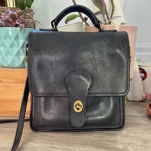 Vintage Black Leather Coach Station Purse 5130